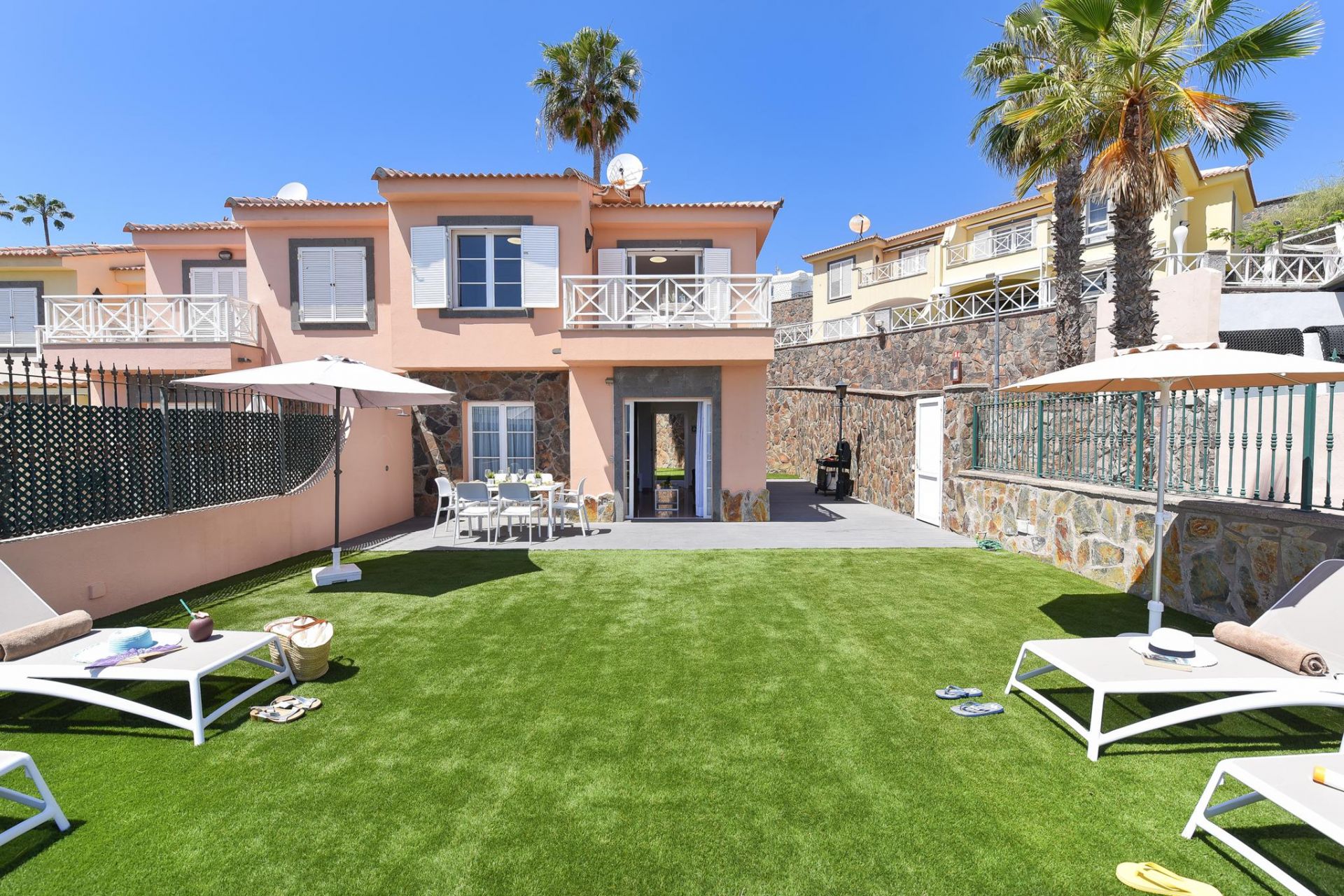 Chalet Santa Ana 25