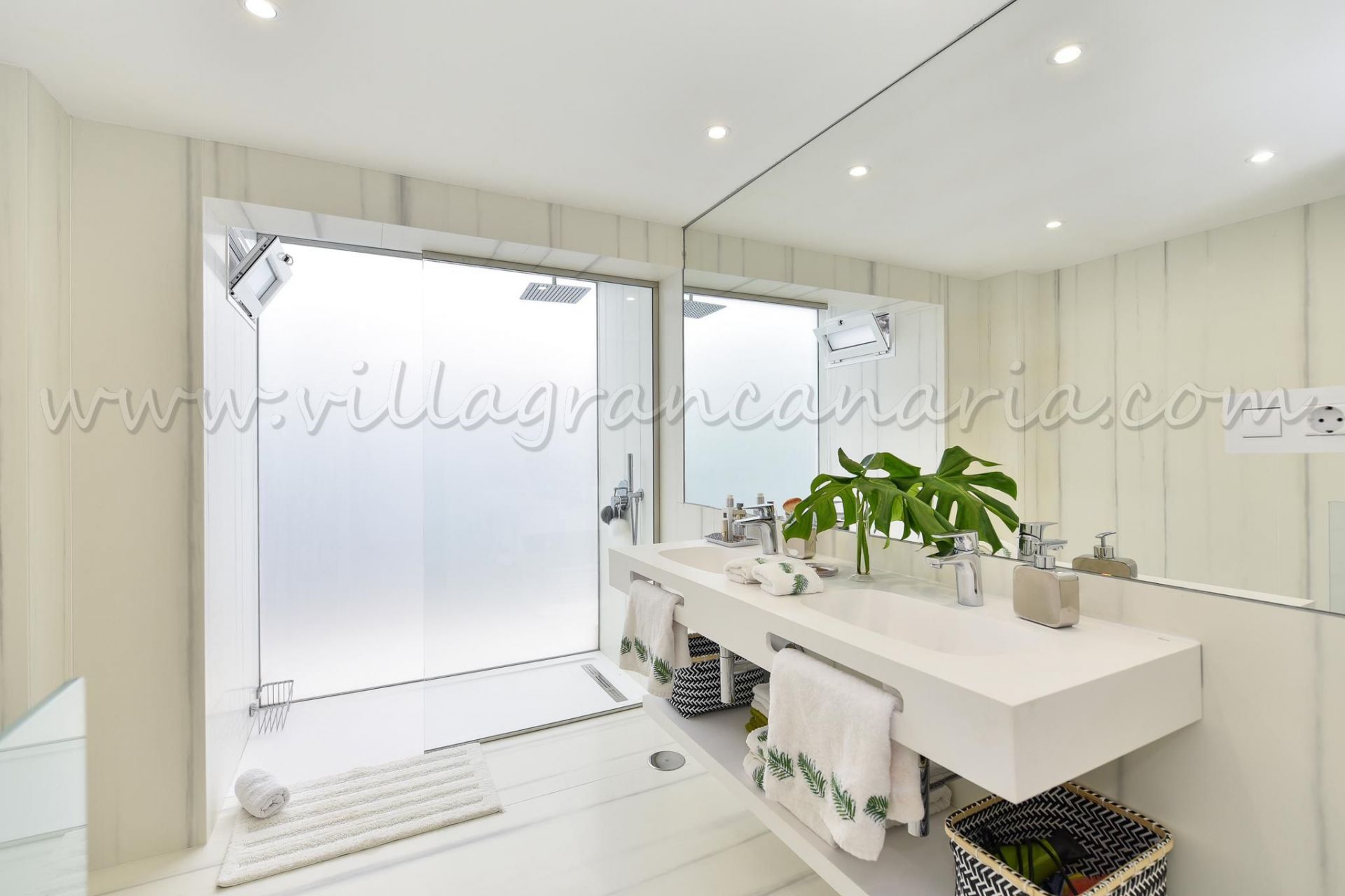 Apartamento de Lujo Charca III