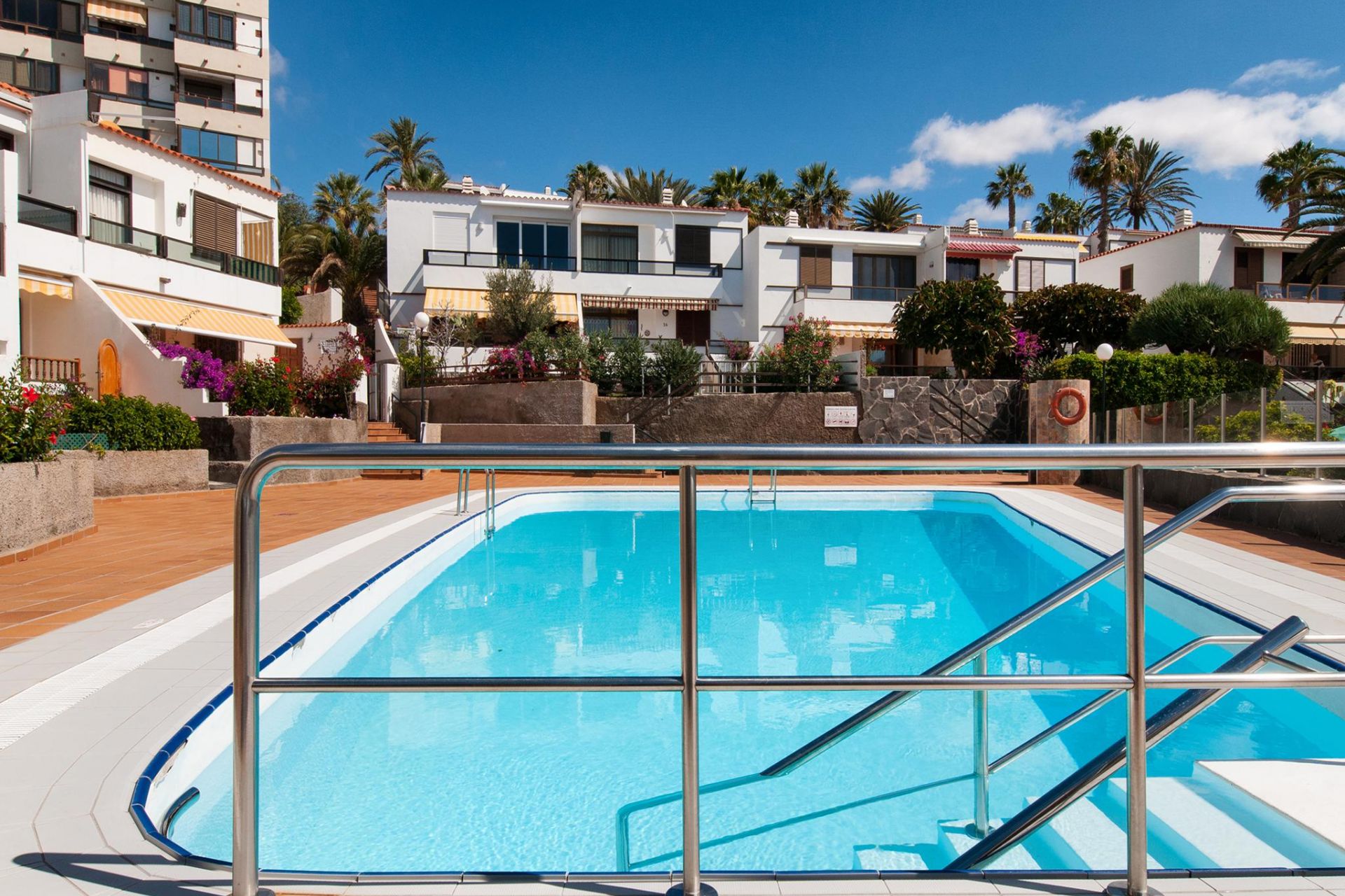Bungalow de Lujo Playa del Aguila