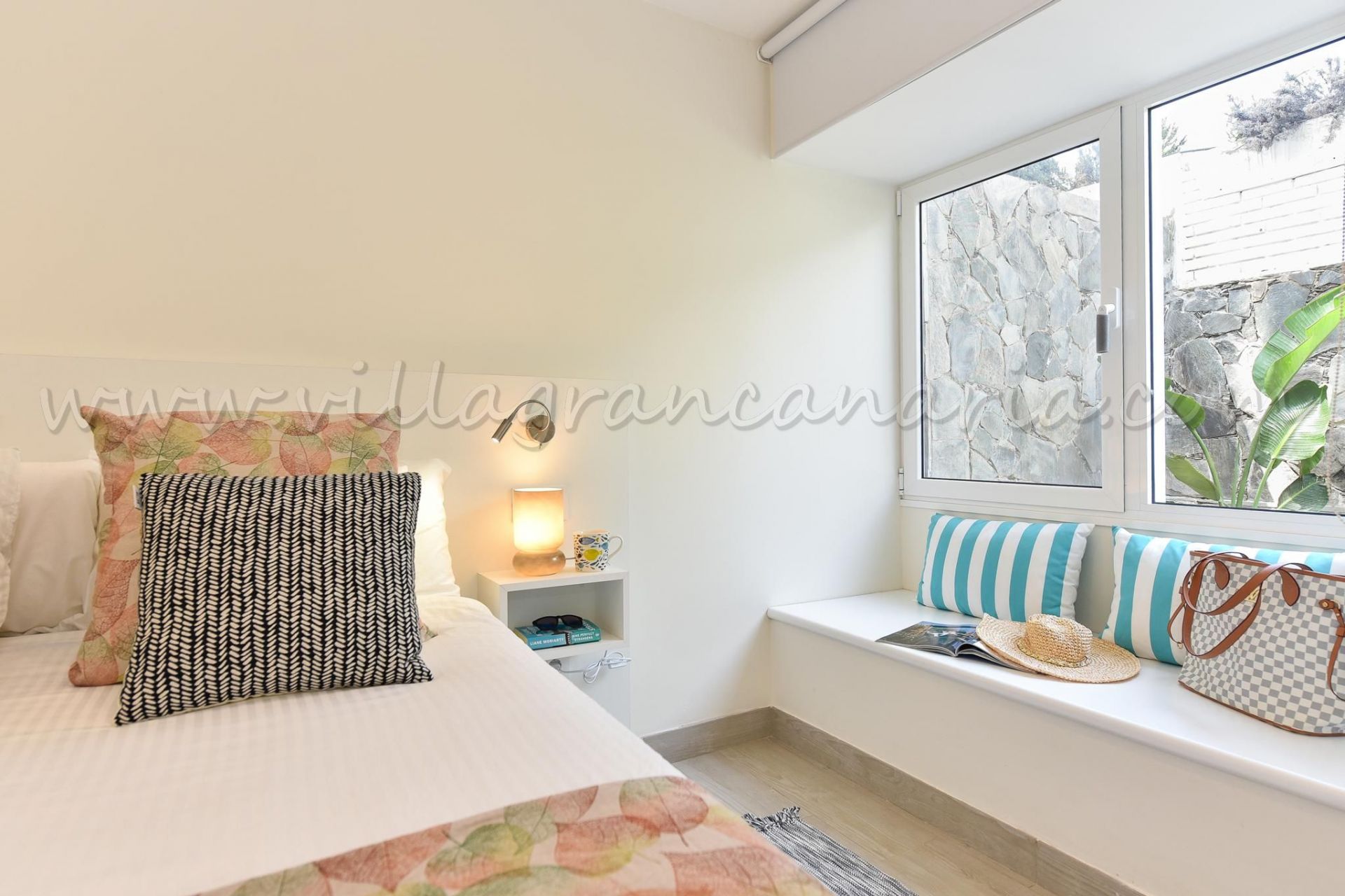 Apartamento de Lujo Charca III