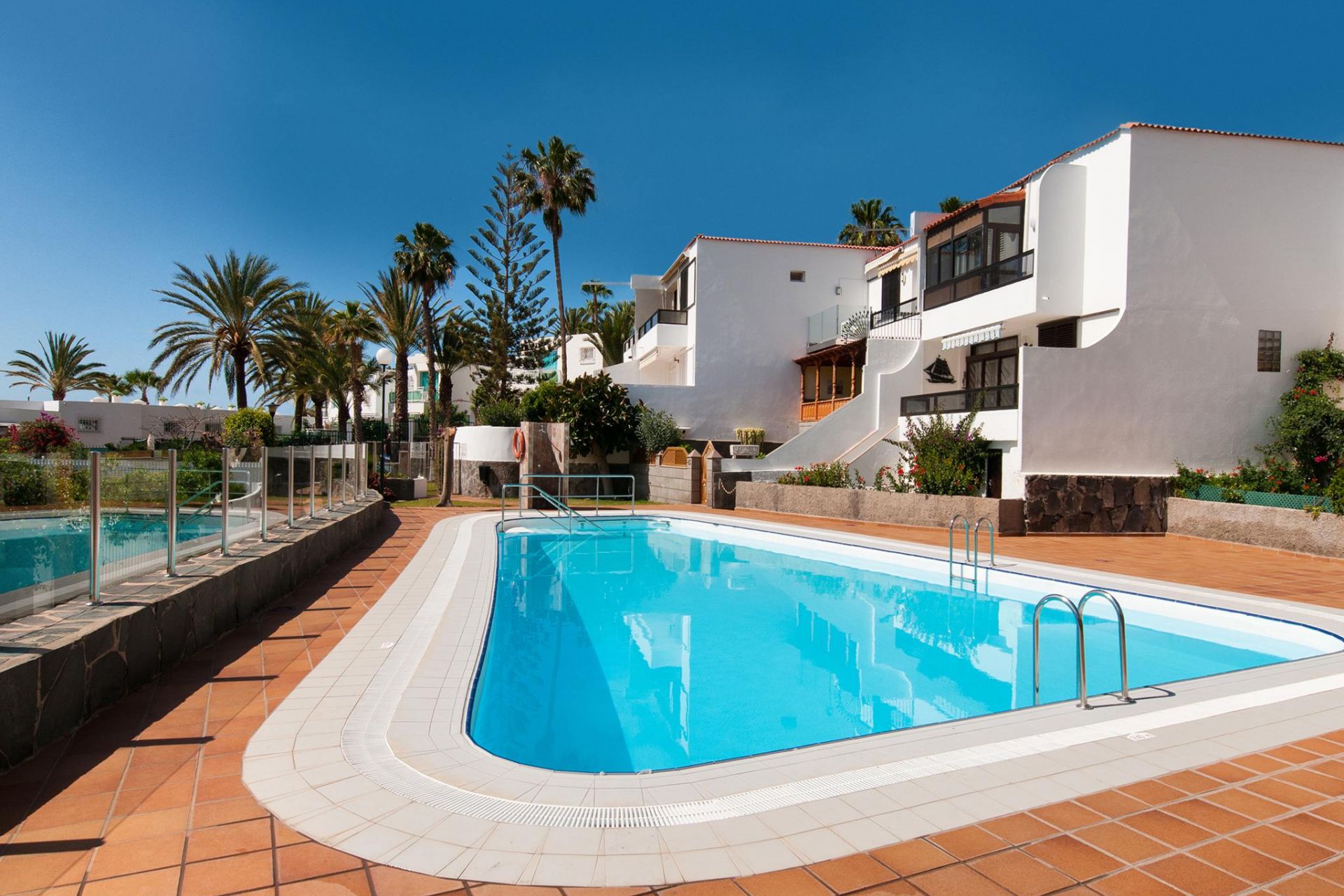 Bungalow de Lujo Playa del Aguila