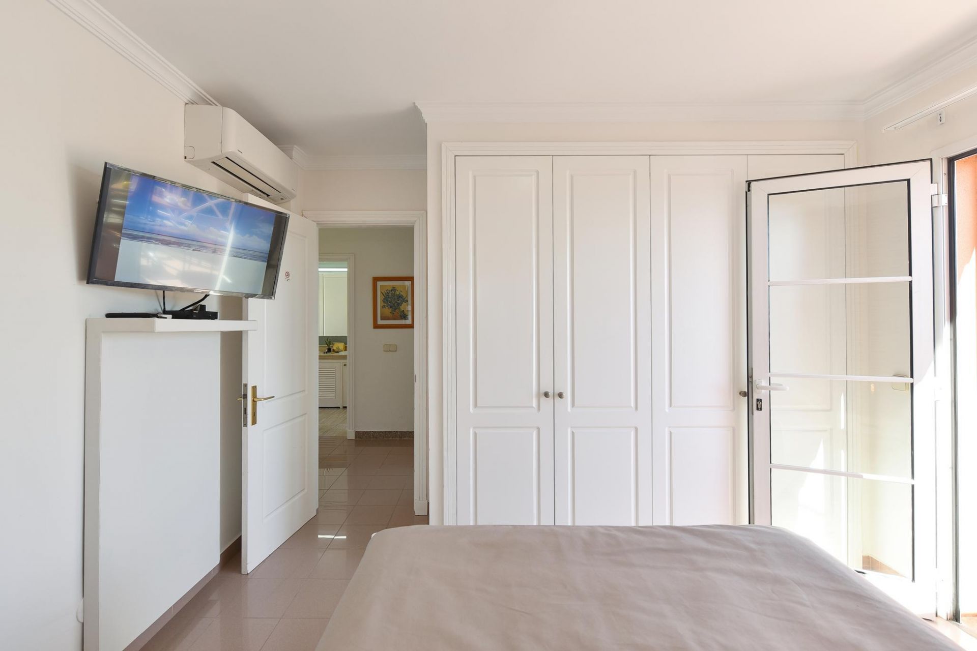 Chalet Santa Ana 2