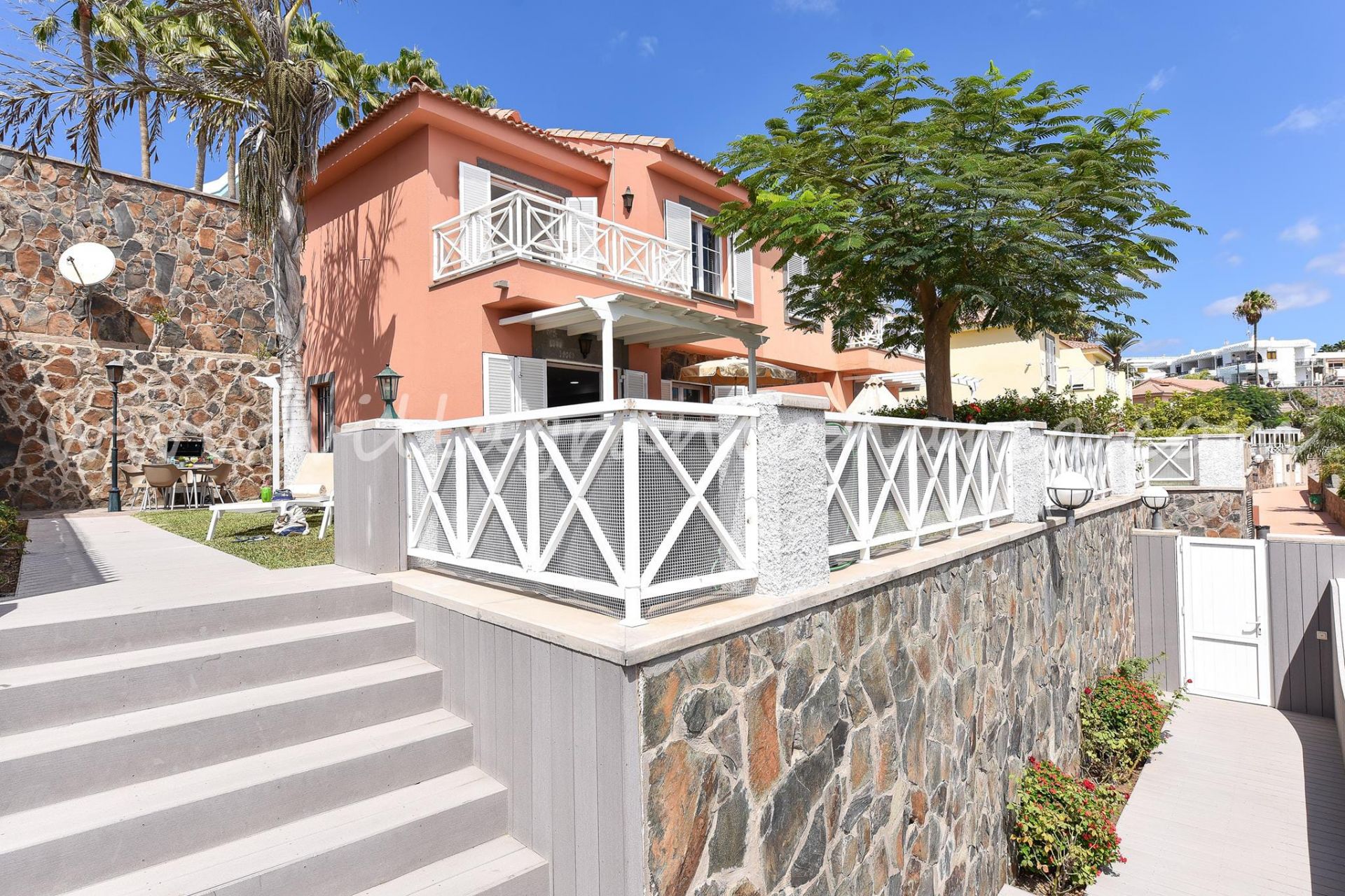 Chalet Santa Ana 7