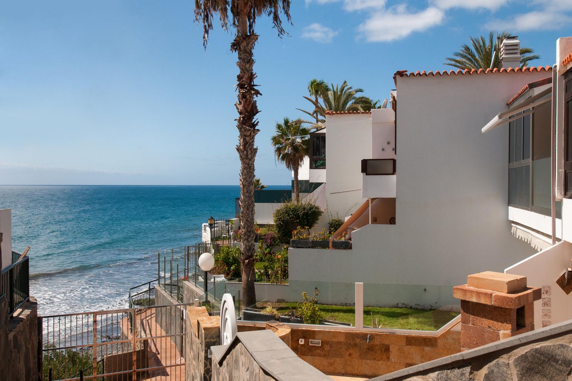 Bungalow de Lujo Playa del Aguila